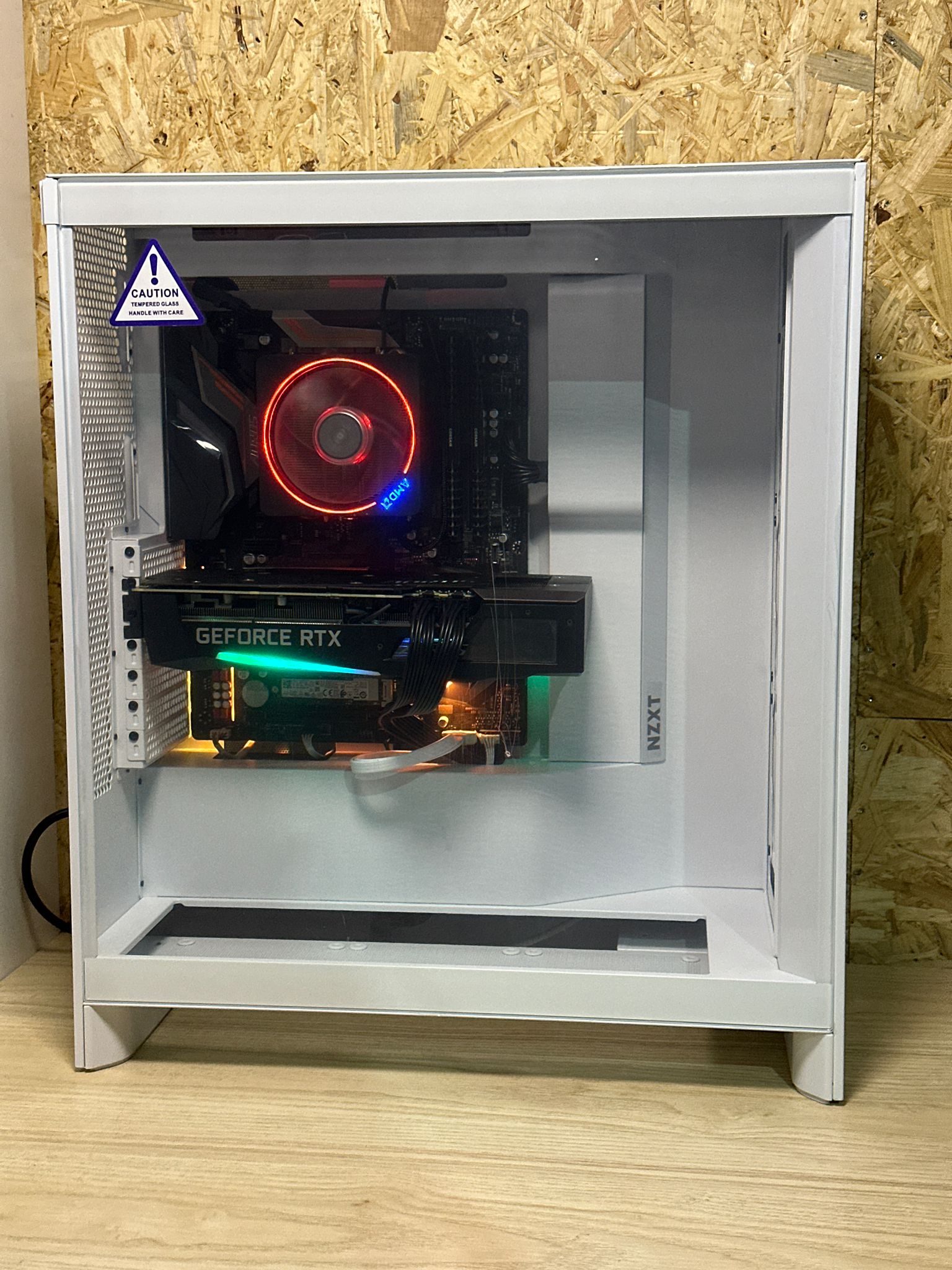 12-Kern AMD PC Ansicht 2